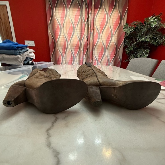 Very Volatile Women's Western Boots - Picture 5 of 10